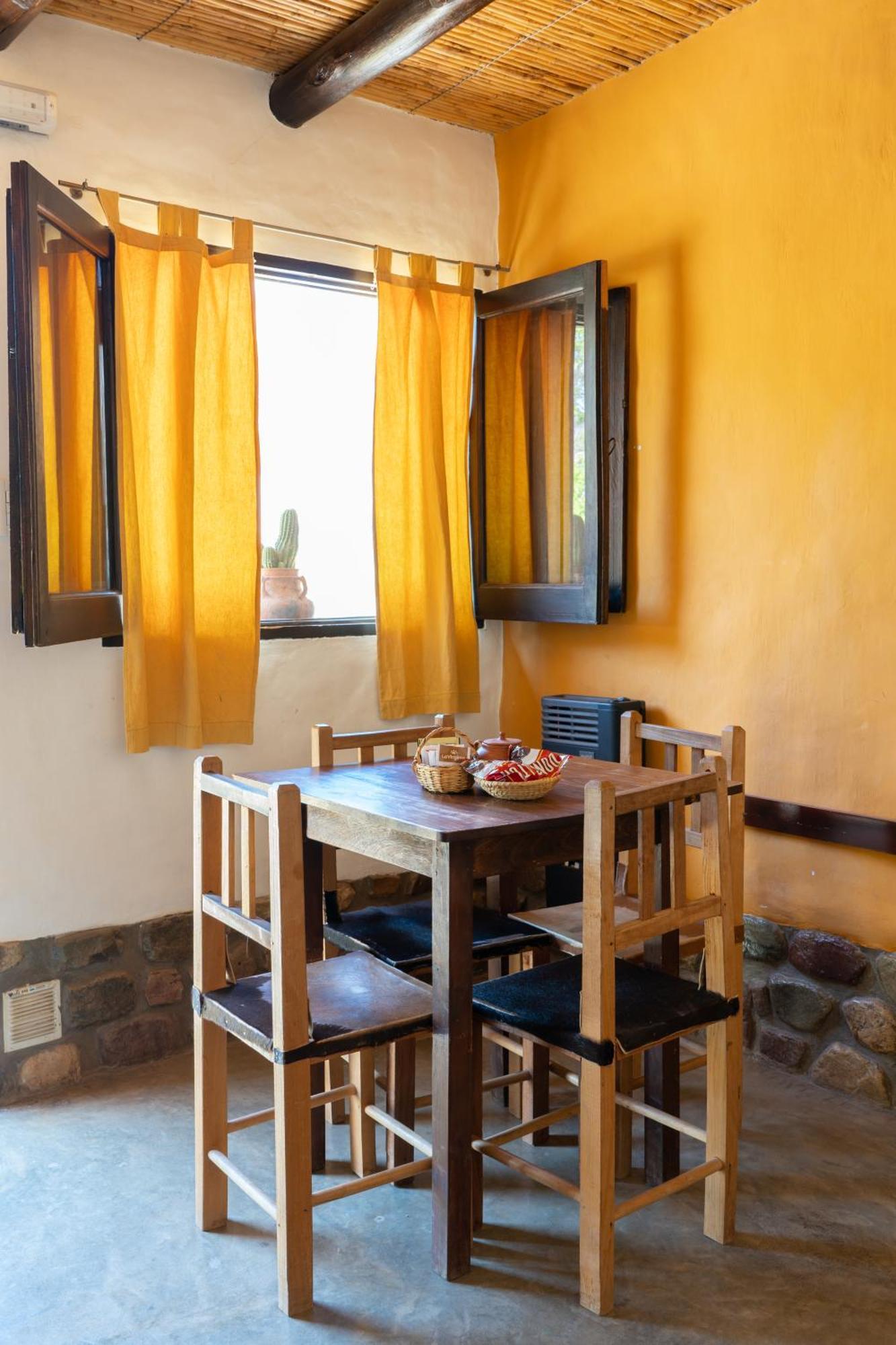 Posada Suri Huasi Tilcara Extérieur photo